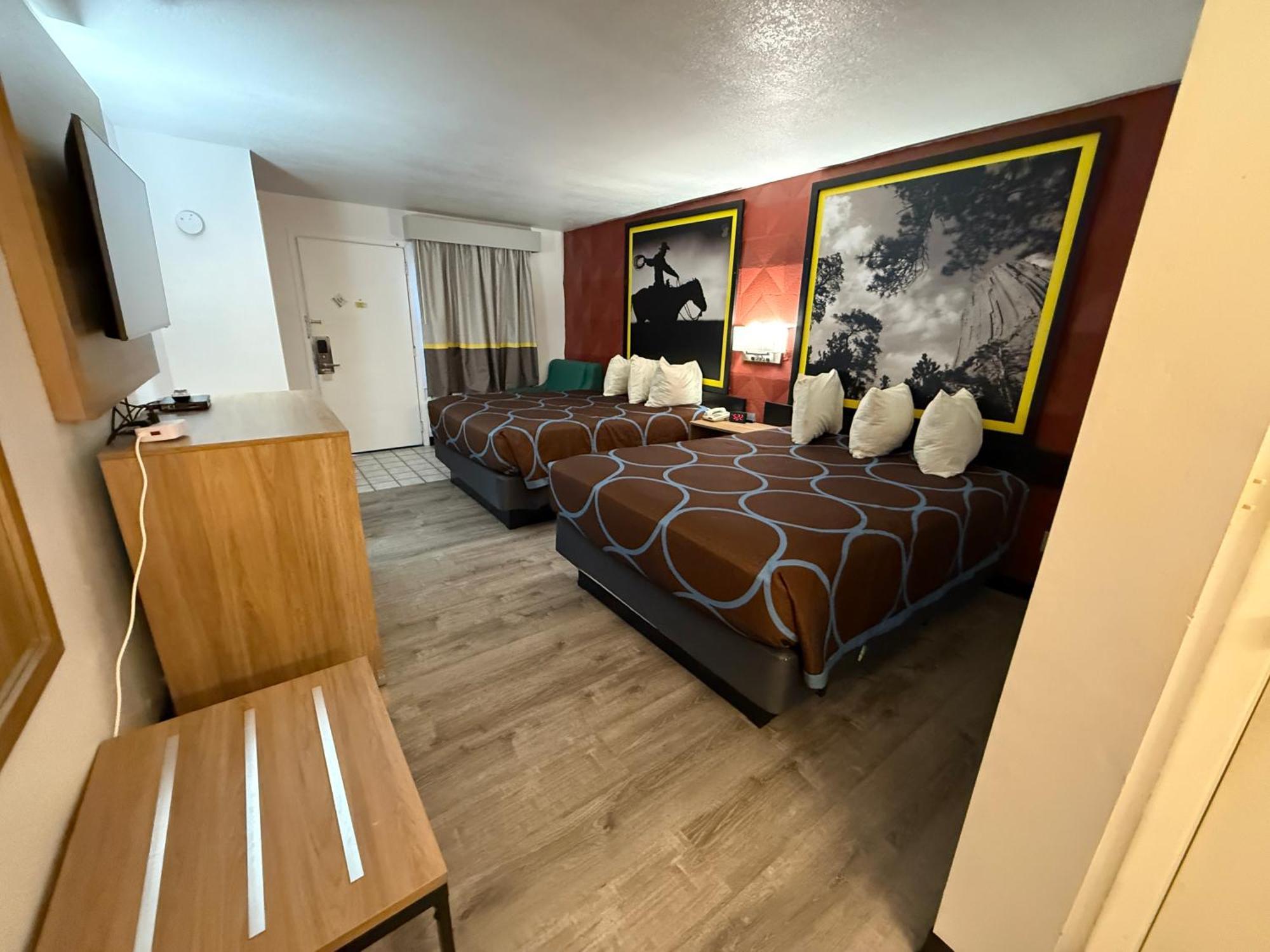 Super 8 By Wyndham Newcastle 모텔 외부 사진